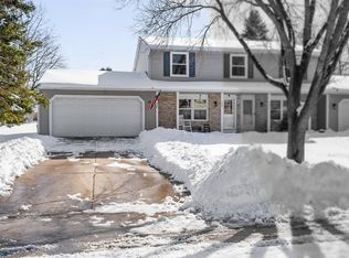 3081 Open Gate Trl, Green Bay, WI 54313