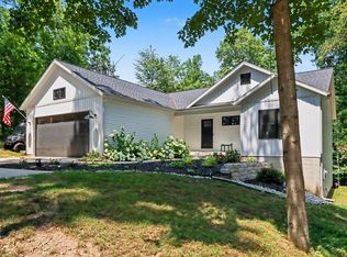 2523 Vanhorn Ct, Allegan, MI 49010