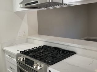 850 N Kathleen Ln APT C, Orange, CA 92867