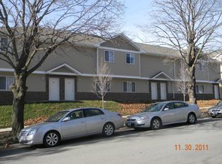 2615 Walnut St, Cedar Falls, IA 50613