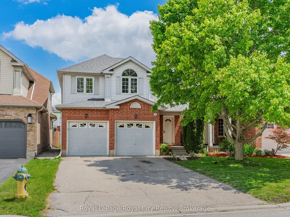 15 Camm Cres, Guelph, ON N1L 1J9