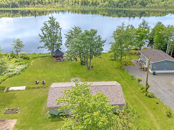 2nd image of 110 Long Lake Rd