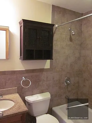 Rented by Highline Residential | media 29