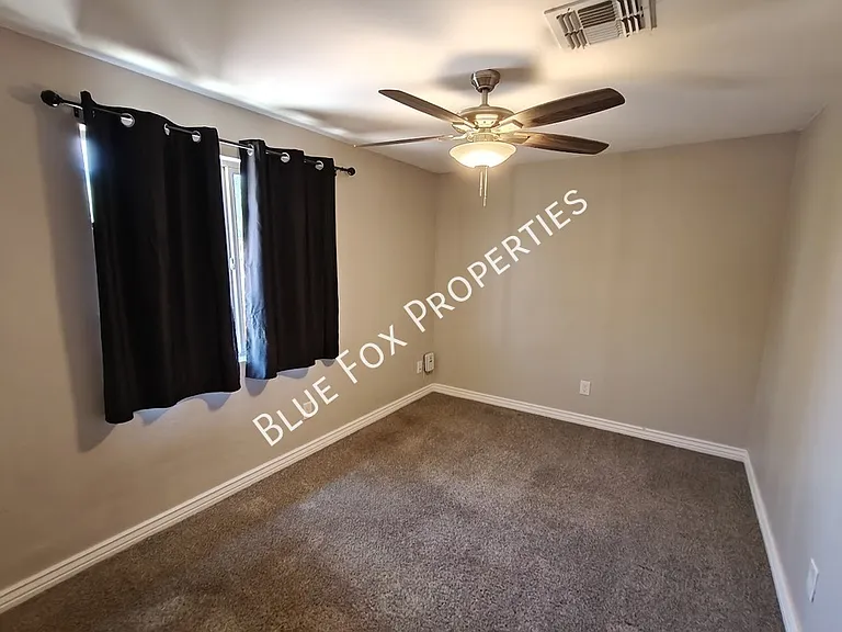 619 S Highland Ave — Photo 31