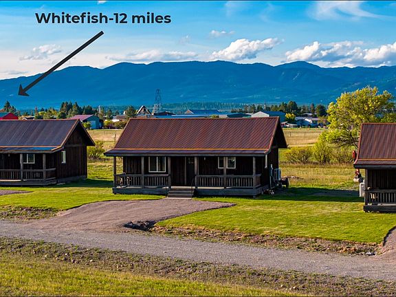 3rd image of 916 Jensen Rd