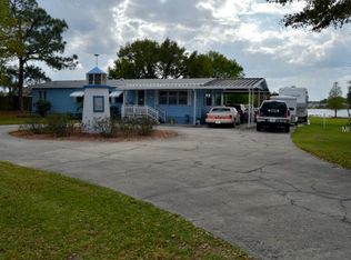 5733 E Lake Fox Dr, Winter Haven, FL 33884