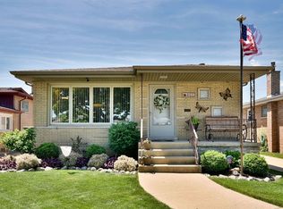 8522 S Kilbourn Ave, Chicago, IL
