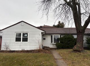 4710 W 88th Pl, Hometown, IL