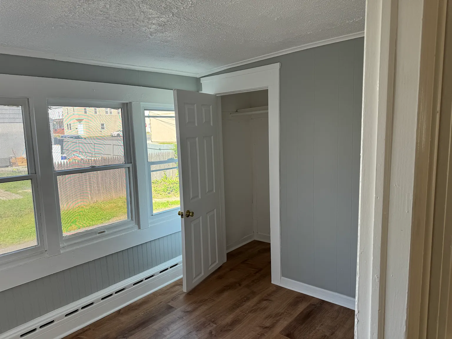 3 bed, 1300 sqft, $2,850 — Photo 4