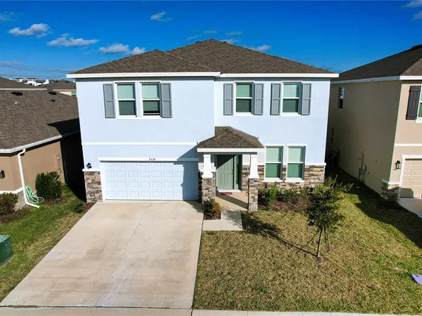 2518 Warren Acres Blvd, Wesley Chapel, FL 33543