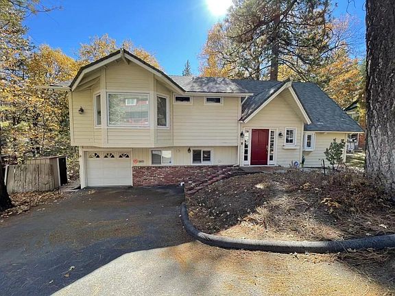 2nd image of 26613 Pinehurst Dr