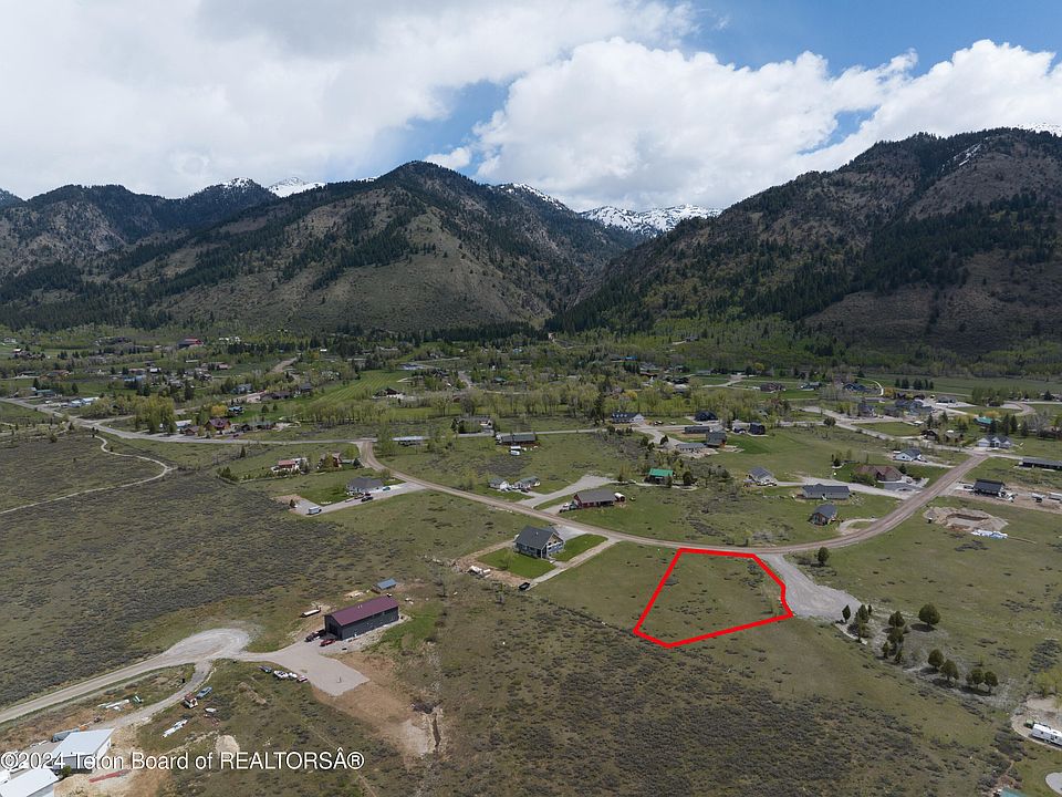 1st image of LOT 12 Ponderosa Cr