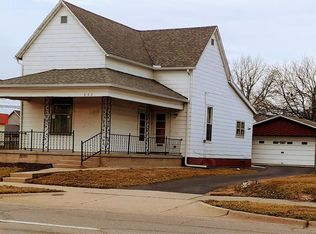 805 S Central Ave, Paris, IL