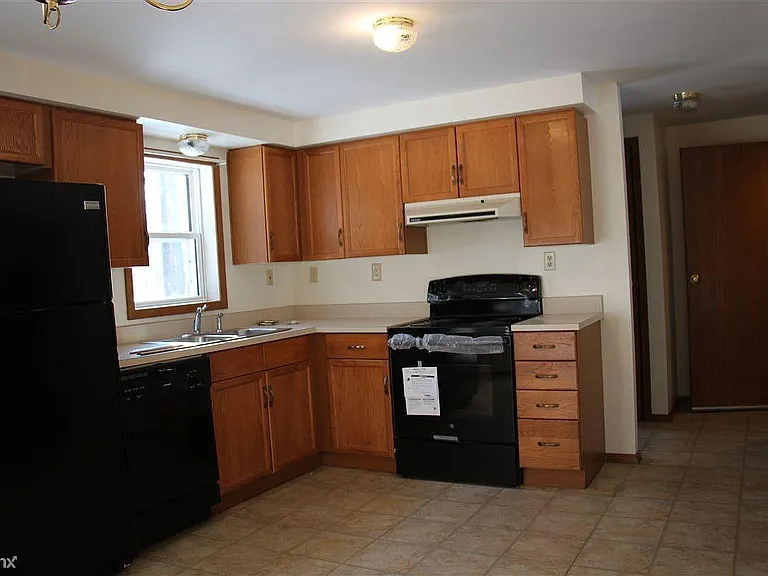 231 Prospect St #A — Photo 6