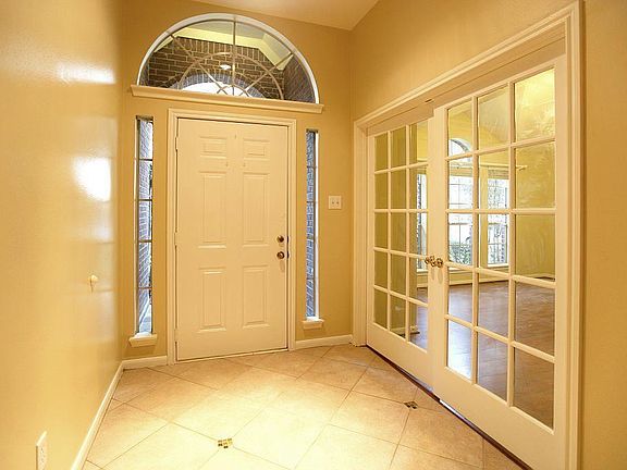 3rd image of 4310 Margate Dr
