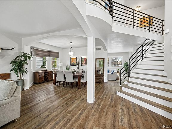 3rd image of 117 Willowleaf Drive