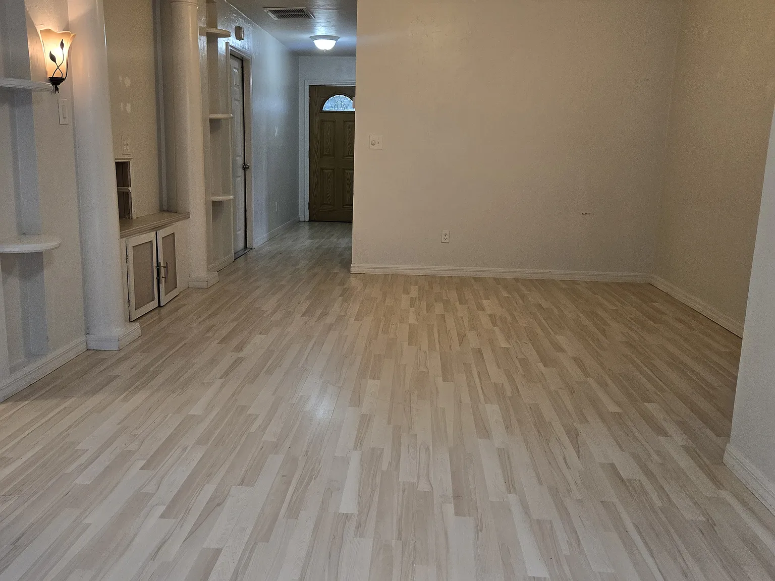 3741 NW 59th Pl — Photo 3