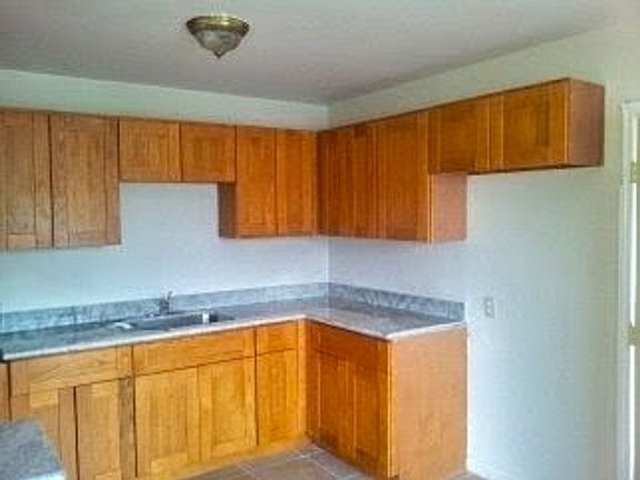 5th image of 4000 Nevin Ave