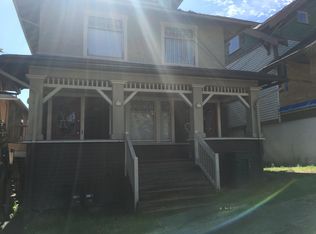 917 N 48th St, Seattle, WA 98103