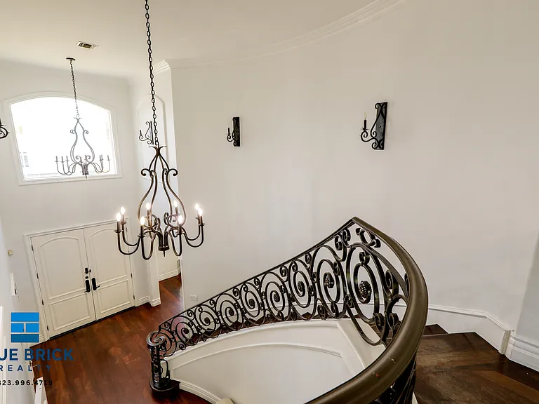 5230 Teesdale Ave — Photo 40