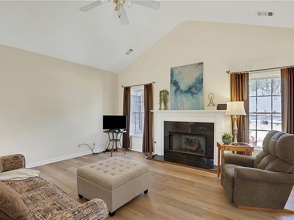 4th image of 6505 Daniel Ct