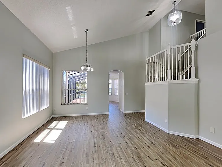 728 Hardwood Cir — Photo 8