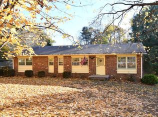 4758 Eastwin Dr, Winston Salem, NC 27104