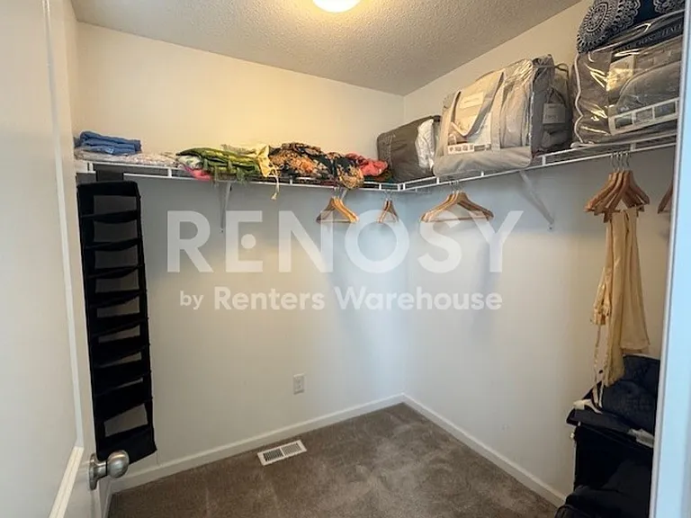 7216 Walnut Grove Ln N — Photo 15