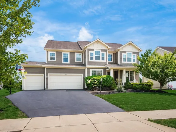 2507 Triple Crown Xing, Powell, OH 43065