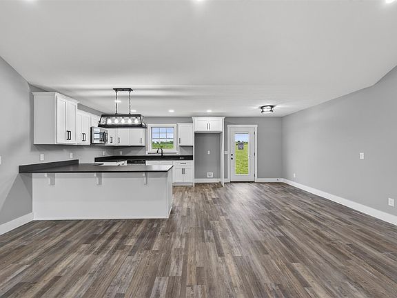 4th image of 10299 Smiths Grove Scottsville Rd