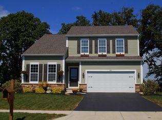 622 Black Hawk Dr, Marysville, OH 43040