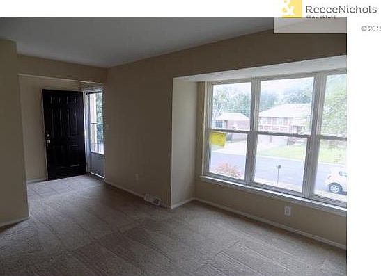 3rd image of 3101 NW Castle Dr