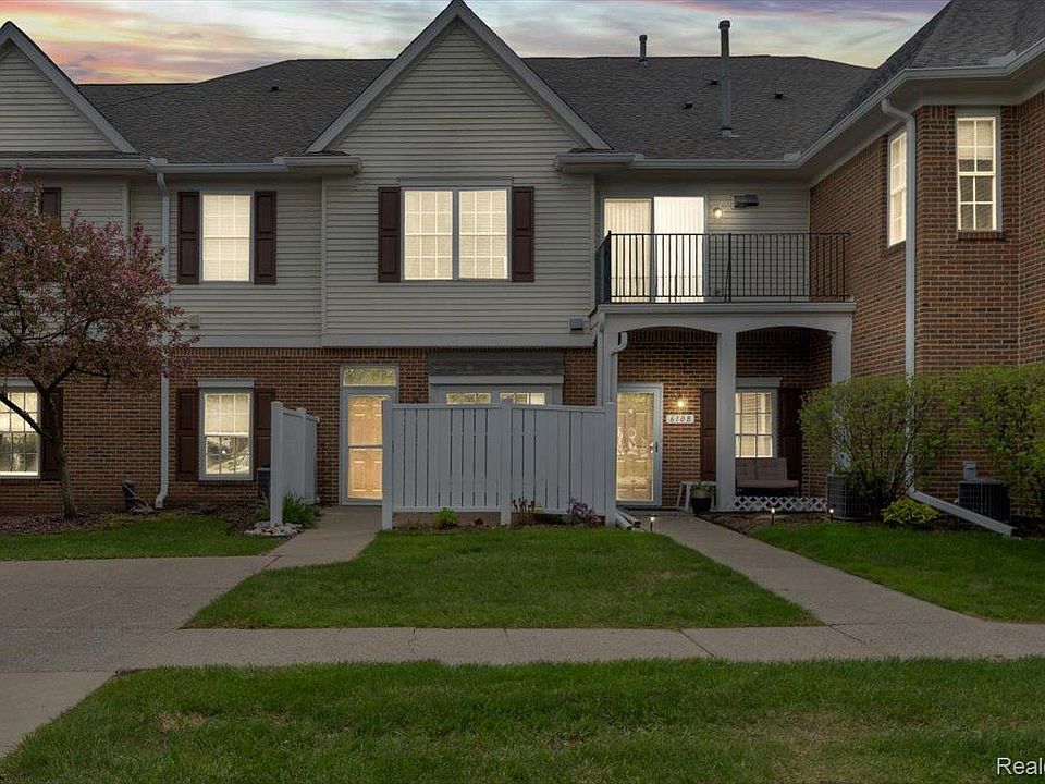 1st image of 610 Belmonte Dr
