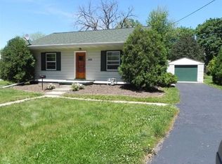 204 E Thompson St, Harvard, IL 60033
