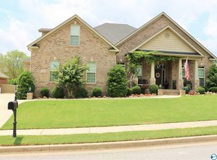 7508 Hunterwood Ln, Owens Cross Roads, AL 35763