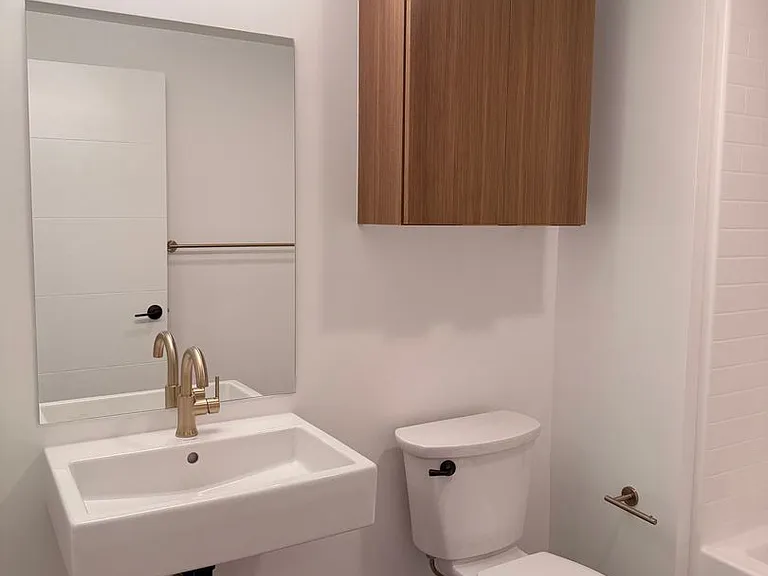 Rainford Apartments — Photo 134