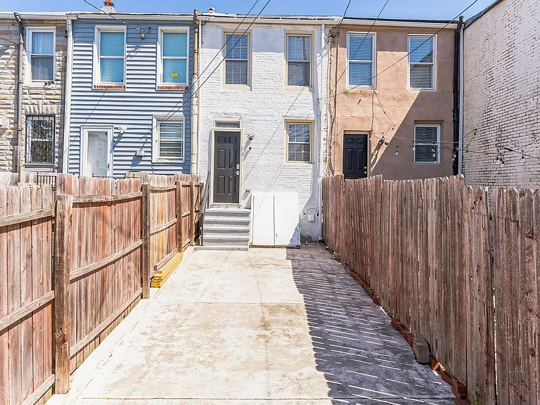 1139 W Cross St #WASHINGTON-VILLAGE — Photo 17