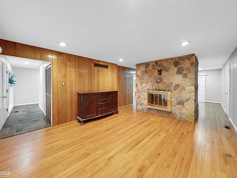 107 Bloomfield Blvd — Photo 12