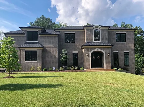 1 Tuscany Park, Saint Louis, MO 63105