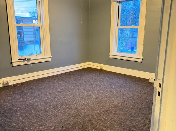 75 Archibald St #2, Burlington, VT 05401