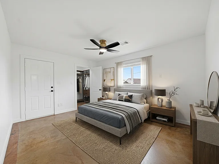 102 Rose Dr #B — Photo 8