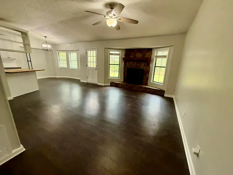 1791 Tessa Ct — Photo 4