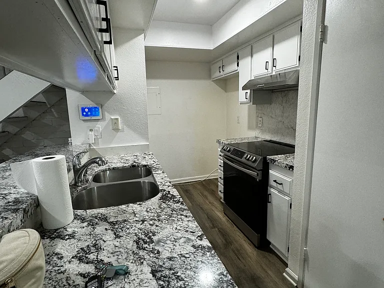 1733 Normandy Pl #74 — Photo 10
