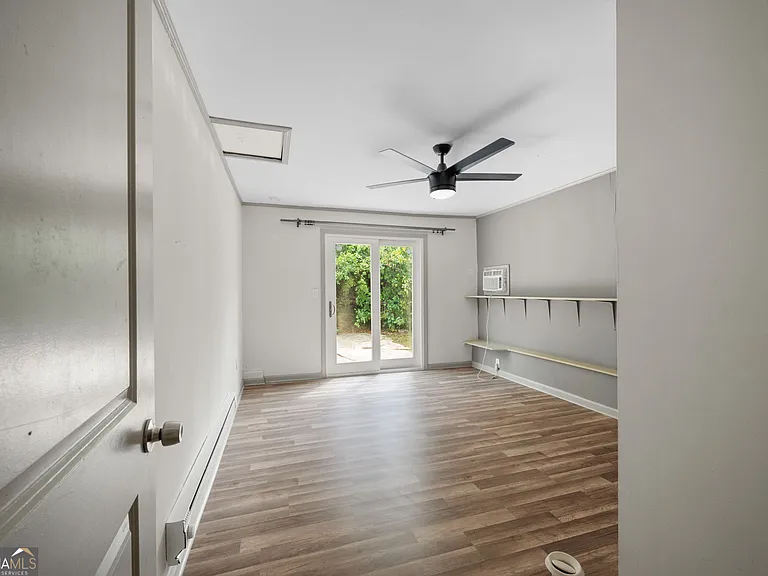 590 Glen Iris Dr NE #C — Photo 10
