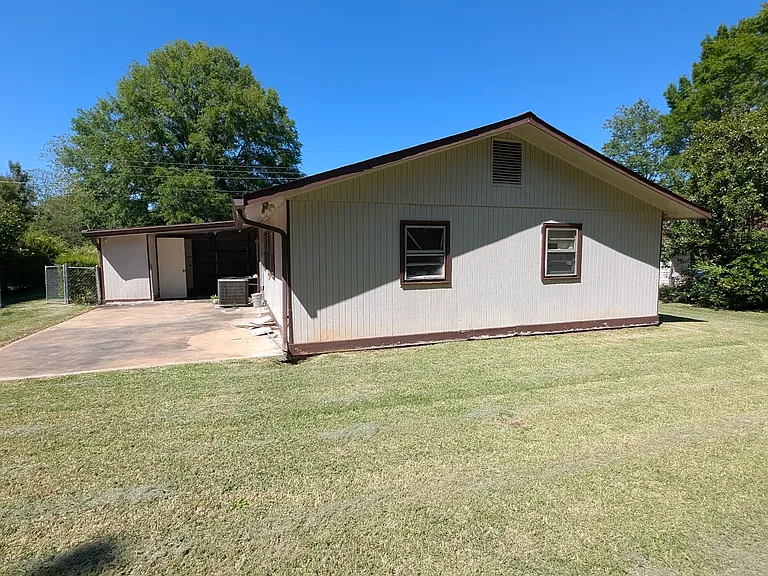 404 Carolina Ave — Photo 4