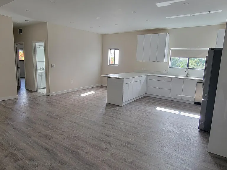 3721 SW 12th Pl #3 — Photo 3