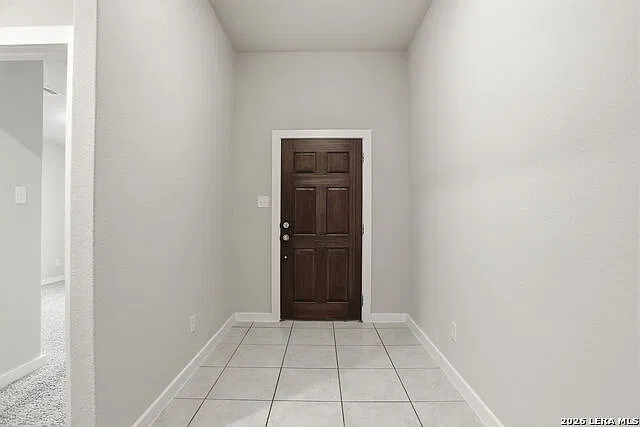 4 bed, 3.0 bath, 2240 sqft, $2,295 — Photo 3