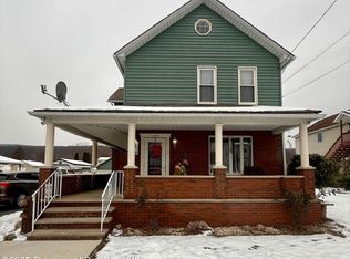 727 Lackawanna Ave, Mayfield, PA 18433