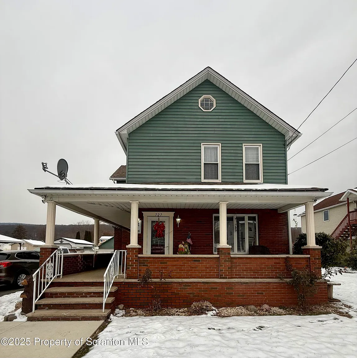 727 Lackawanna Ave photo 1