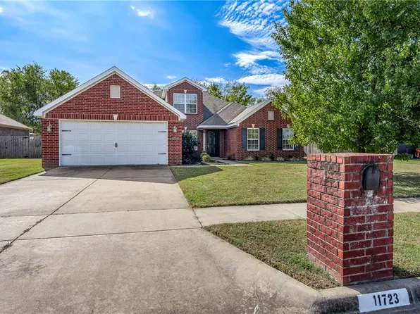11723 E Creek Ln, Farmington, AR 72730